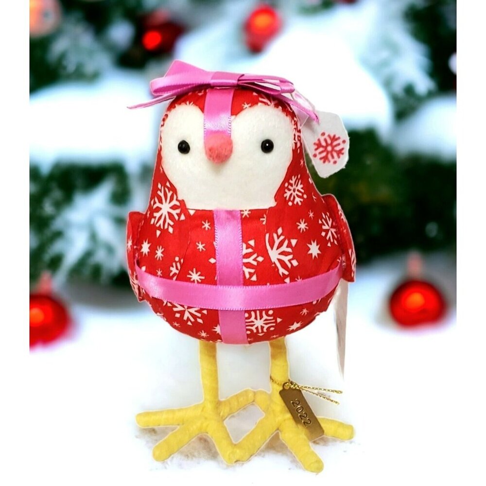 New Featherly Friends Bird Bow Snowflakes Red Fabric Christmas Holiday Gift 2022